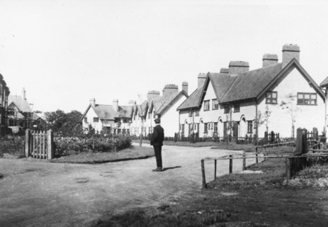 View of houses in New Earswick, York, Yorkshire, 1910. Artist: Unknown
