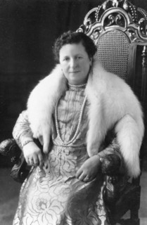 Violet (nee Taylor), wife of John Mackintosh the 'Toffee King', 1919. Artist: Unknown