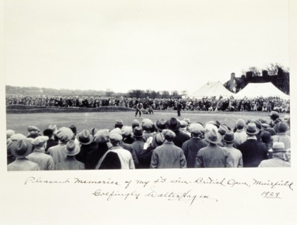 Photograph signed by American golfer Walter Hagen, 1929. Artist: Unknown