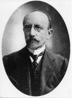 Ahad Haam (1856-1927), Hebrew essayist, 1905. Artist: Unknown