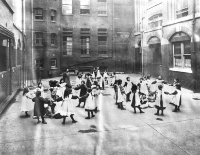 Girls at the Jewish Free School, (c1900?). Artist: Unknown