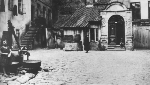 Synagogue courtyard in Vilna, Poland, (c1930s?) Artist: Unknown