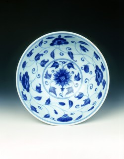 Blue and white palace bowl in Chenghua style, late Kangxi period, Qing dynasty, China, 1700-1722. Artist: Unknown
