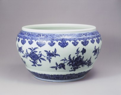 Blue and white fish bowl in Ming style, Yongzheng period, Qing dynasty, China, 1723-1735. Artist: Unknown
