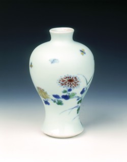 Doucai miniature meiping vase, Yongzheng period, Qing dynasty, China, 1723-1735. Artist: Unknown