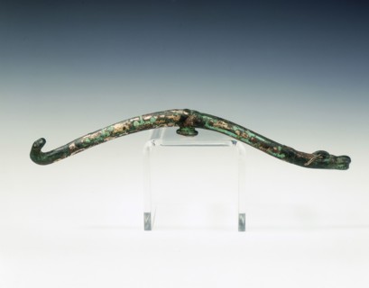 Gilt bronze garment hook with turquoise inlays, Eastern Zhou dynasty, 4th century BC. Artist: Unknown