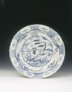 Blue and white Swatow dish, China, 2nd half of the 16th century. Artist: Unknown