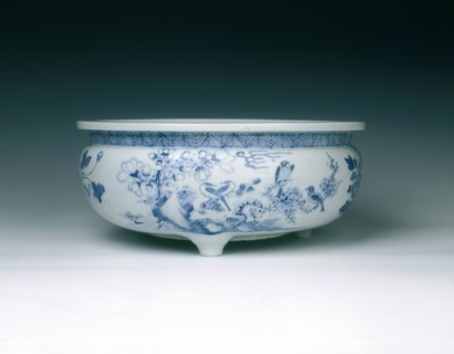 Dehua blue and white tripod bowl, China, mid-late 17th century. Artist: Unknown