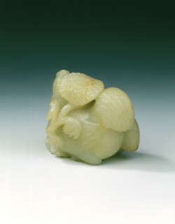Pair of jade chickens with floral sprays in their mouths, early Ming dynasty, China, 1368-1499. Artist: Unknown