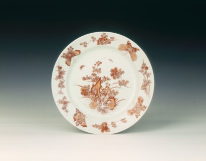 Rouge de fer and gilt plate, Qing dynasty, late Kangxi period, China, 1700-1722. Artist: Unknown