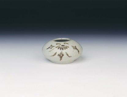 Waterpot with floral sprays in underglaze brown splash, early Choson dynasty, Korea, 16th century. Artist: Unknown