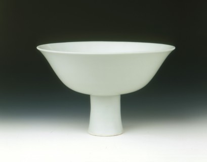 Porcelain stemcup with 'sweet white' glaze, Ming dynasty, Yongle period, China, 1403-1425. Artist: Unknown