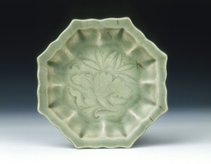 Yaozhou hexagonal celadon dish with lotus, late Northern Song-Jin dynasty, China, 1050-1150. Artist: Unknown