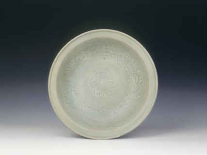 Si Satchanalai celadon dish, Thailand, late 14th-early 15th century. Artist: Unknown