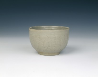 Grey-green glazed bowl with hatched decoration, Yuan dynasty, China, 1279-1368. Artist: Unknown