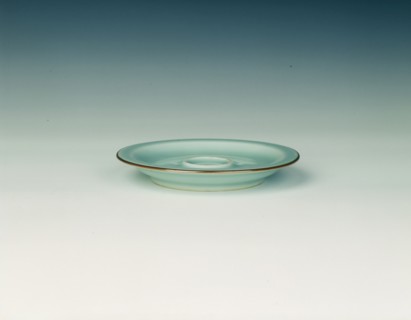 Celadon cupstand, Qing dynasty, Qianlong period, China, 1736-1795. Artist: Unknown