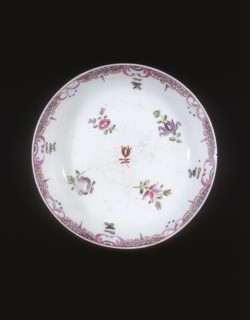 Famille rose export saucer, Qing dynasty, China, 1750-1799. Artist: Unknown