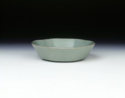 Celadon octagonal bowl, Koryo dynasty, Korea, 1150-1200. Artist: Unknown