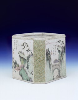 Soft paste famille verte brush pot, middle period, Qing Dynasty, Kangxi, China, 1683-1700. Artist: Unknown