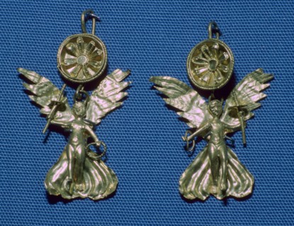 A pair of gold Nike earrings, 4th century BC. Artist: Unknown