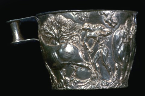 Gold Mycenaean cup, 15th century. Artist: Unknown
