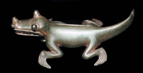 Gold alligator from Panama Artist: Unknown