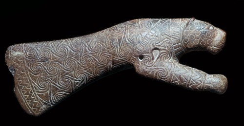 Ritual axe-head in the shape of a leopard Artist: Unknown