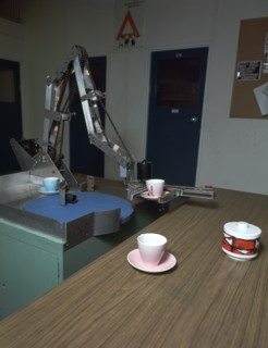 Table-clearing robot. Artist: Meredith Thring