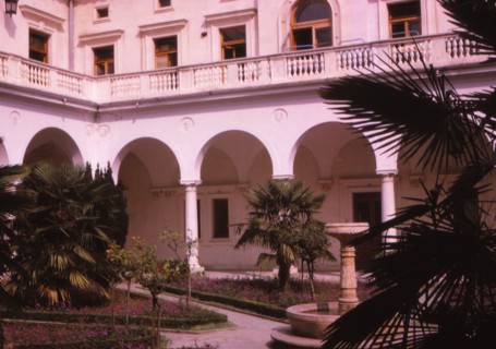 Tsars Winter Palace, Yalta, 20th century. Artist: CM Dixon.