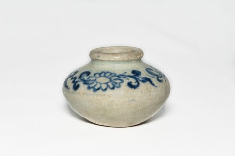Blue and white jarlet with floral decoration, 14th-15th century. Artist: Unknown.