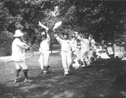 Bampton Morris Dancers, Oxfordshire, Whit Monday, 5 June 1911.  Artist: Cecil Sharp