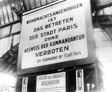 Notice in a railway station in German-occupied Paris, 17 July 1940. Artist: Unknown