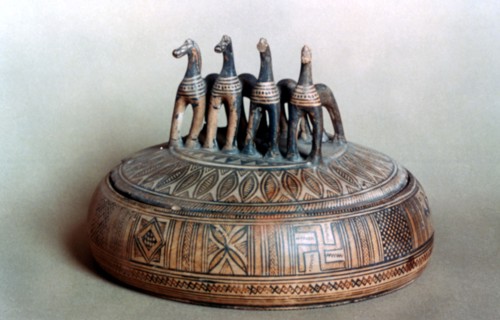Greek pyxide, 9th-8th century BC. Artist: Unknown