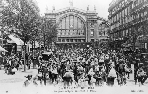 Belgians arriving in Paris, 1914. Artist: Unknown