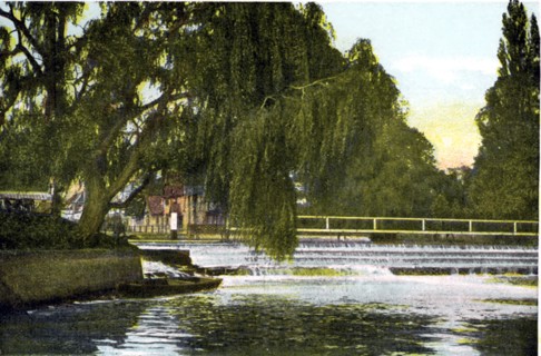 Marlow Weir, Buckinghamshire, 20th Century. Artist: Unknown