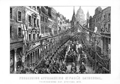Procession approaching St Paul's Cathedral, Thanksgiving Day, 27 February, 1872, (1899). Artist: Unknown