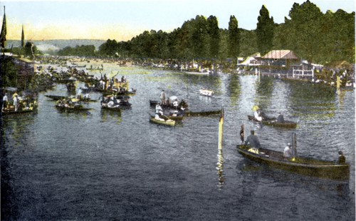 Henley Regatta, Oxfordshire, 20th Century. Artist: Unknown
