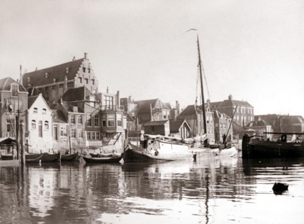 Canal boats, Dordrecht, Netherlands, 1898. Artist: James Batkin