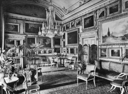 The Piccadilly Room, Apsley House, 1908.Artist: HN King