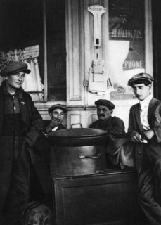 Street sellers of roasted chestnuts, Paris, 1931.Artist: Ernest Flammarion