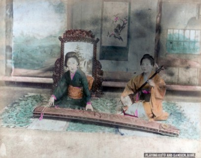 Japanese music: women playing Koto and Samisen, Kobe, Japan. Artist: Unknown