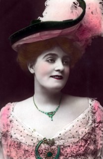 Evie Greene (1875-1917), English actress, 1906.Artist: Rotary Photo