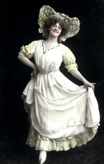 Marie Studholme (1875-1930), English actress, early 20th century.Artist: Foulsham and Banfield