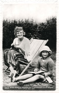 Gladys Cooper (1888-1971), English actress, with her daughter Joan, early 20th century.Artist: Sport & General