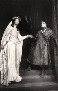 Dorothea Baird (1875-1933) and Harcourt Williams (1880-1957) in Paola and Francesca, 1907.Artist: Foulsham and Banfield
