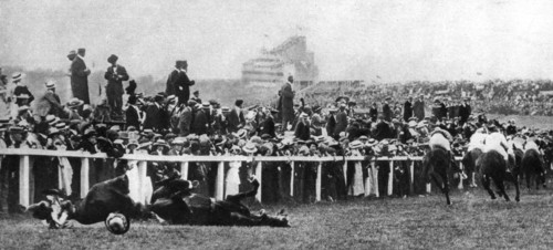 The Derby tragedy of 1913, (1935). Artist: Unknown