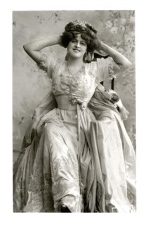 Marie Studholme (1875-1930), English actress, 1900s.Artist: Foulsham and Banfield