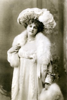 Marie Studholme (1875-1930), English actress, 1900s.Artist: W&D Downey