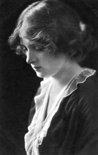 Gladys Cooper (1888-1971), English actress, 1900s.Artist: CW Faulkner & Co.