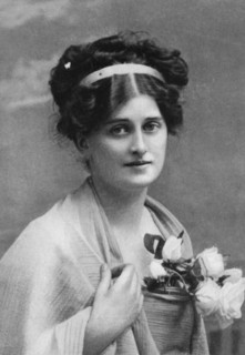 Jean Aylwin, actress, 1908-1909. Artist: Unknown